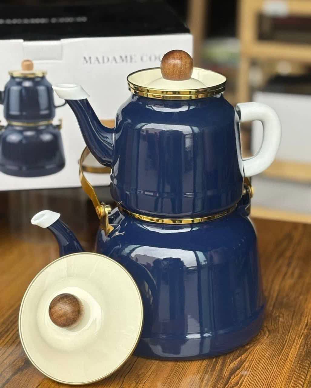 رنگ سورمه ای